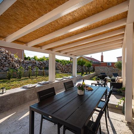 Holiday House Ventum Ražanac 外观 照片