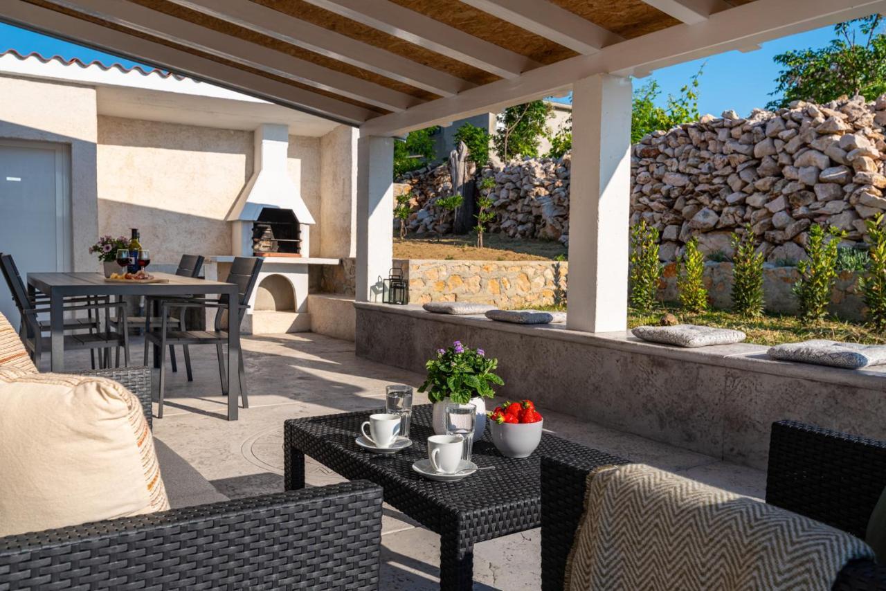 Holiday House Ventum Ražanac 外观 照片