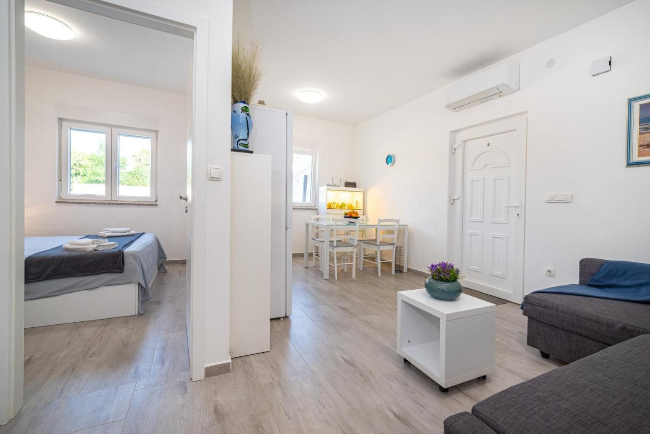 Holiday House Ventum Ražanac 外观 照片