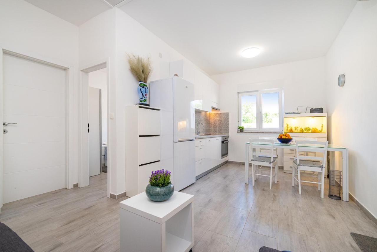 Holiday House Ventum Ražanac 外观 照片
