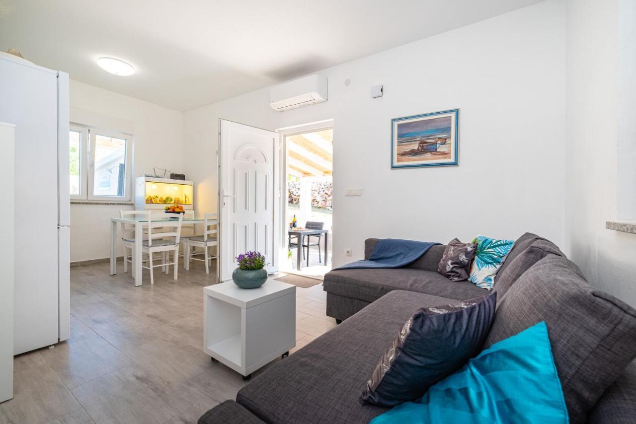 Holiday House Ventum Ražanac 外观 照片