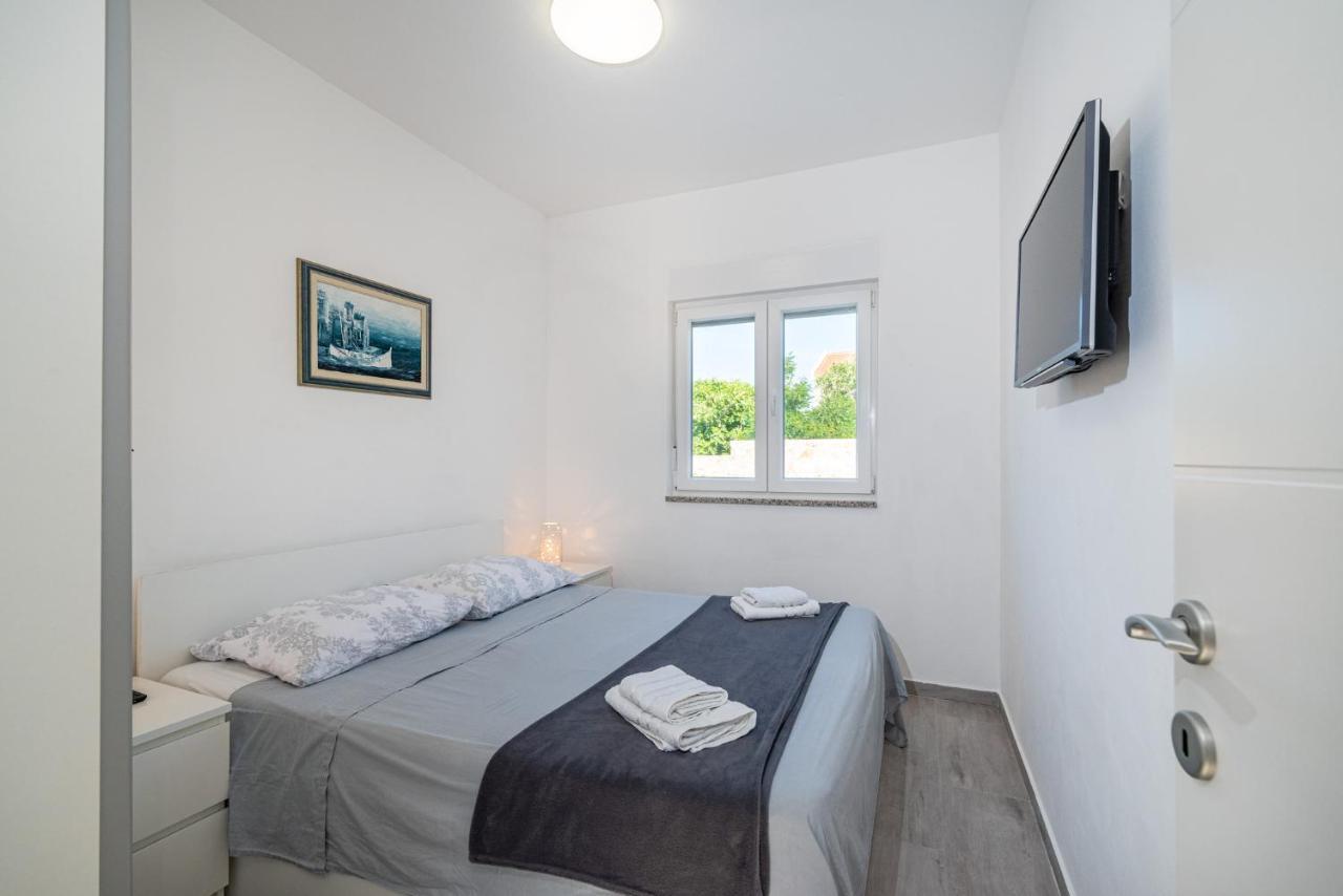 Holiday House Ventum Ražanac 外观 照片